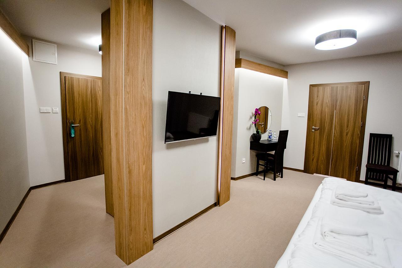 Bulwary Biznes Bed & Breakfast Mielec Exterior photo